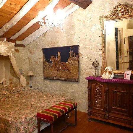 La Ferme De Jeanne Bed & Breakfast Saint-Girons  Exterior photo